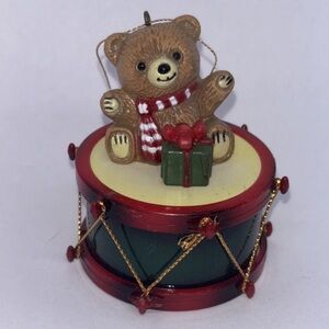 Vintage Wang's International Teddy Bear on Drum w/ Gift Christmas Tree Ornament